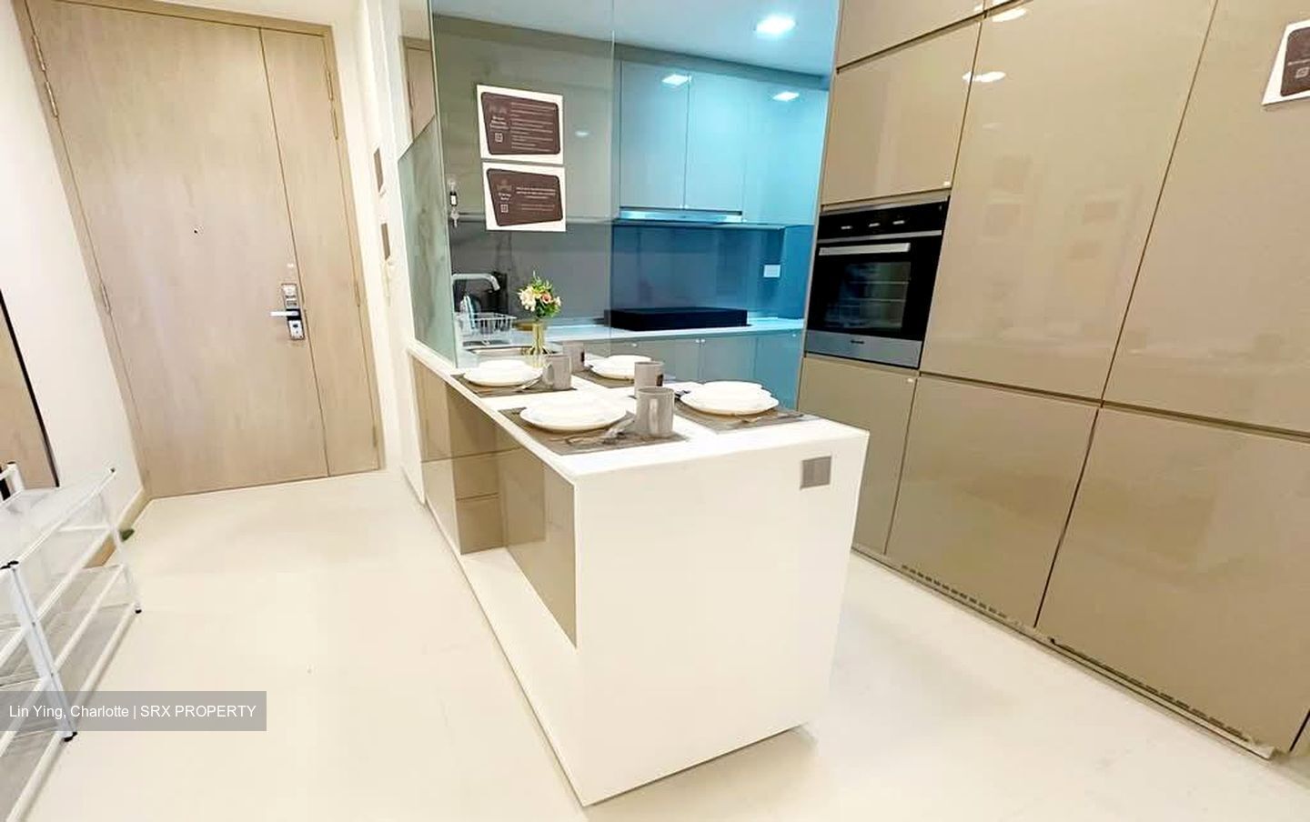 J Gateway (D22), Condominium #565043071